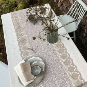 Klassikaline Jacquard linasest pitsiga jooksja