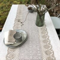 Classic Jacquard Linen Runner with Lace