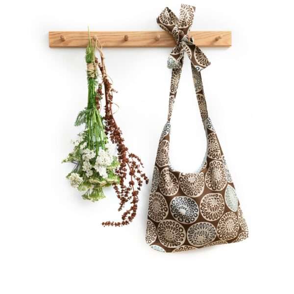 BROWN ORCHID LINEN ZIPPER BAG