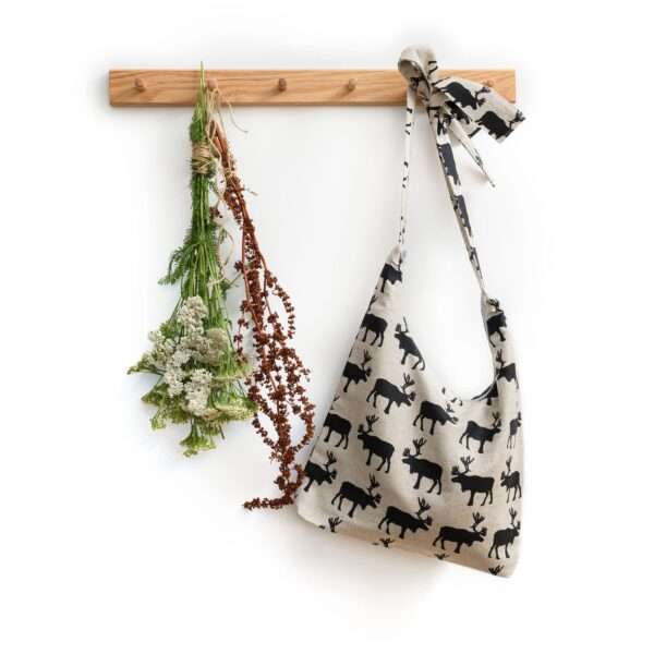 MUSTAD PÕHJAPÕDRAD LINA TÕMBLUKUGA KOTT