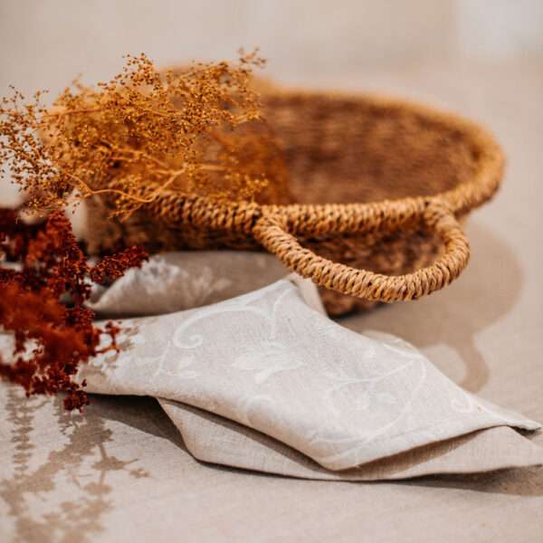 Classic Fieldflower Linen Napkin Classic Fieldflower Linen Napkin