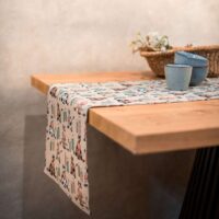 COWS LINEN RUNNER