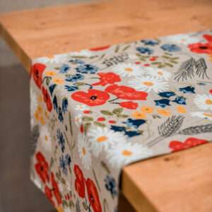 POPPIES AND DAISIES LINEN RUNNER