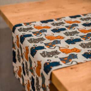 COLORFUL CATS LINEN RUNNER