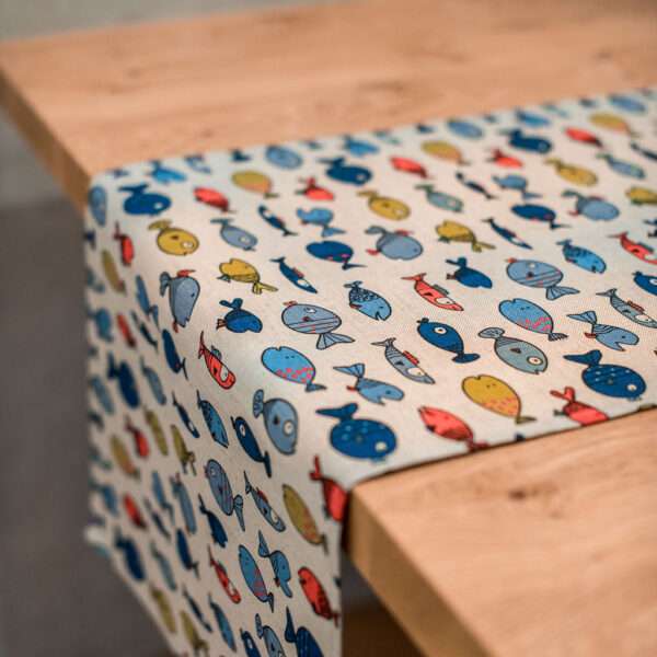 COLORFUL SMALL FISHES LINEN RUNNER COLORFUL SMALL FISHES LINEN RUNNER