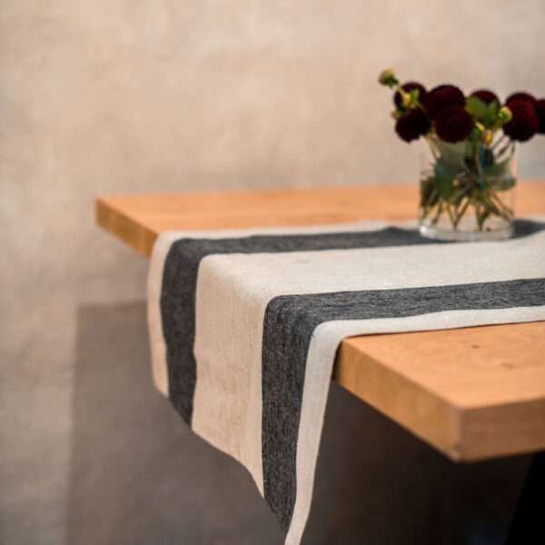 TWO BLACK STRIPES RUSTIC LINEN RUNNER TWO BLACK STRIPES RUSTIC LINEN RUNNER