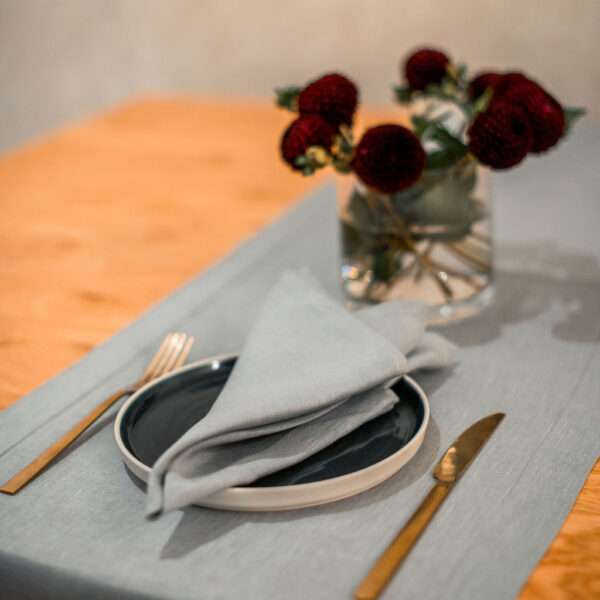 Classic Lilac Linen Runner Classic Lilac Linen Runner