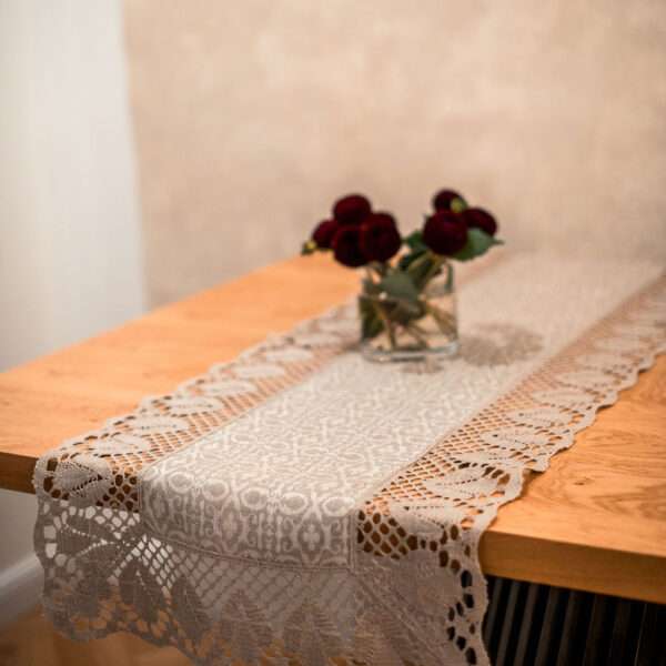 Classic Jacquard Linen Runner with Lace Classic Jacquard Linen Runner with Lace