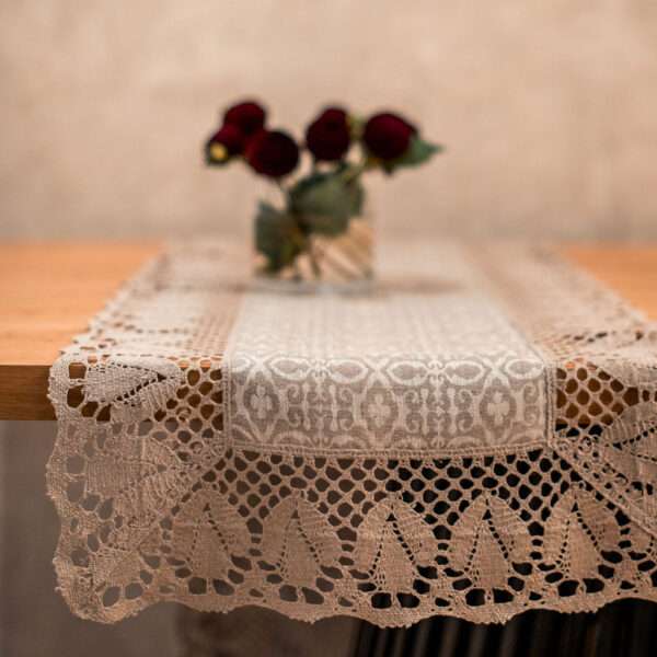 Classic Jacquard Linen Runner with Lace Classic Jacquard Linen Runner with Lace