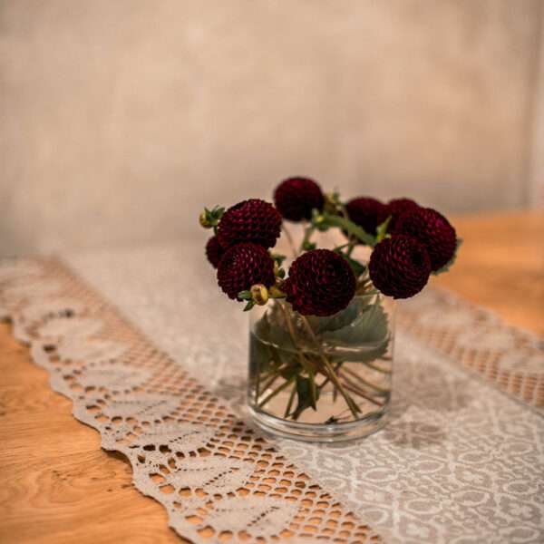 Classic Jacquard Linen Runner with Lace Classic Jacquard Linen Runner with Lace