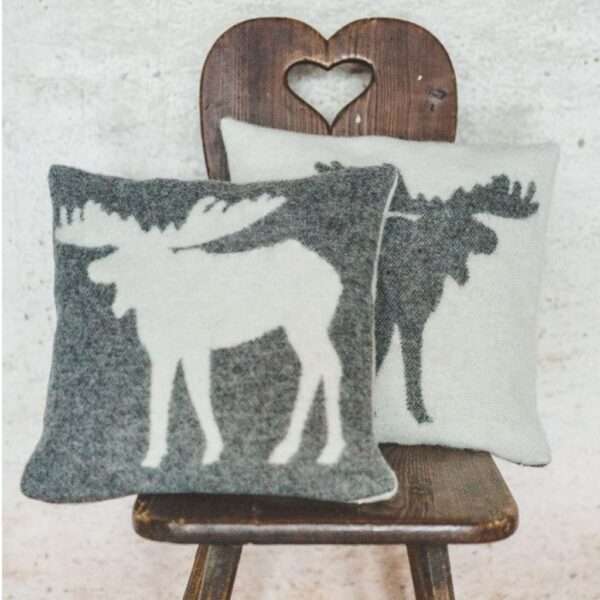 GREY MOOSE WOOL CUSHION COVER