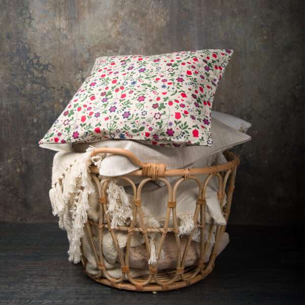 Linen pillow case in Wild Strawberry and Flowers pattern Linen pillow case in Wild Strawberry and Flowers pattern
