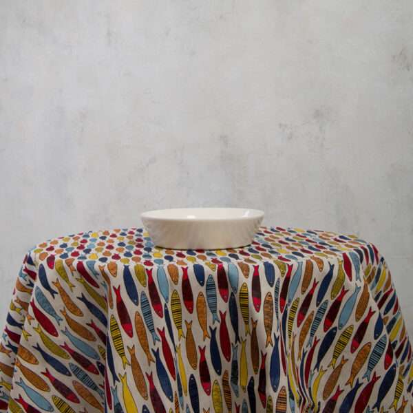 Round linen tablecloth in colorful fish pattern Round linen tablecloth in colorful fish pattern