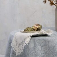 Classic White Linen Napkins with Lace