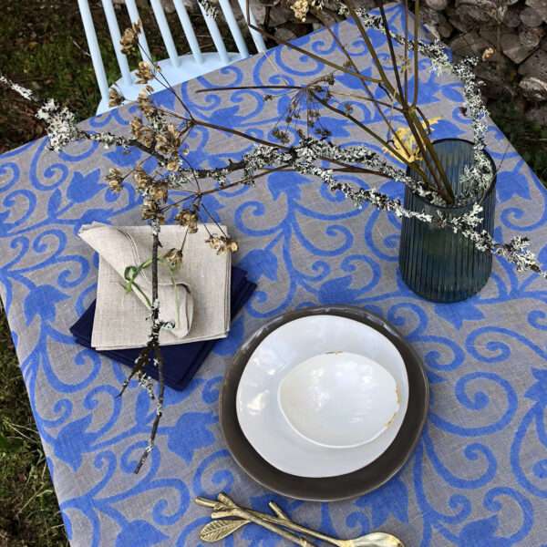 Blue Flower Ornament Linen Tablecloth Blue Flower Ornament Linen Tablecloth