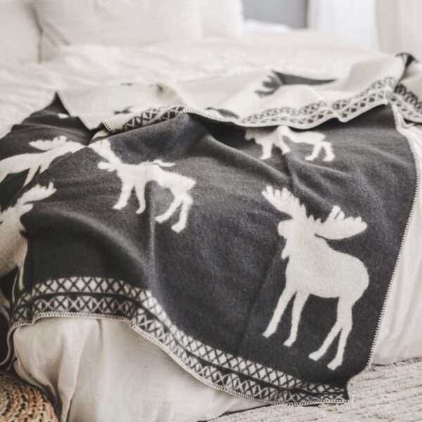 Wool blanket throw - black moose