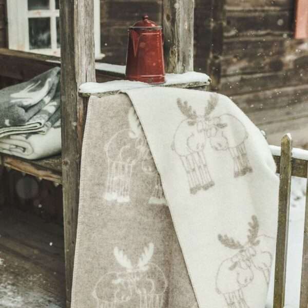 Wool blanket throw - beige reindeers