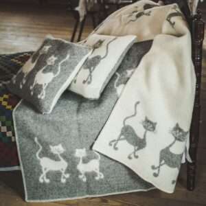Wool blanket throw - grey cats