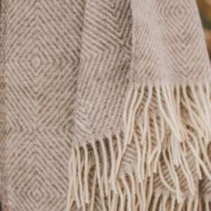 Wool Throw with Fringes "Beige Rombs"