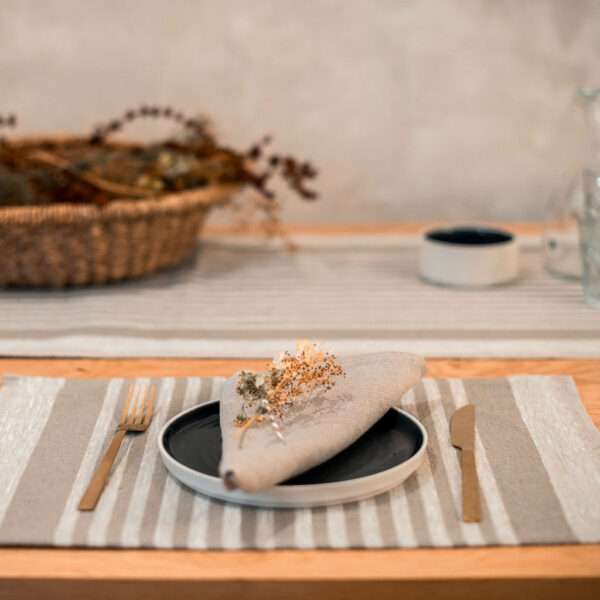 Beige Thin Stripes Rustic Linen Placemat Beige Thin Stripes Rustic Linen Placemat