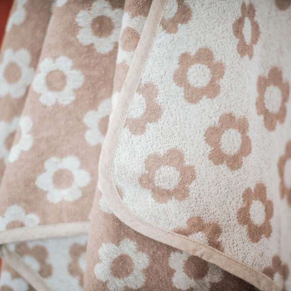 Natural Linen Cotton Mix Bath Towel Flowers Natural Linen Cotton Mix Bath Towel Flowers