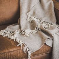 Wool Throw with Fringes "Beige Herringbone Pattern"