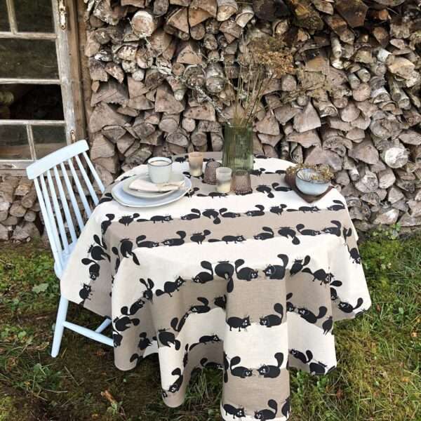 Black Cats Round Linen Tablecloth