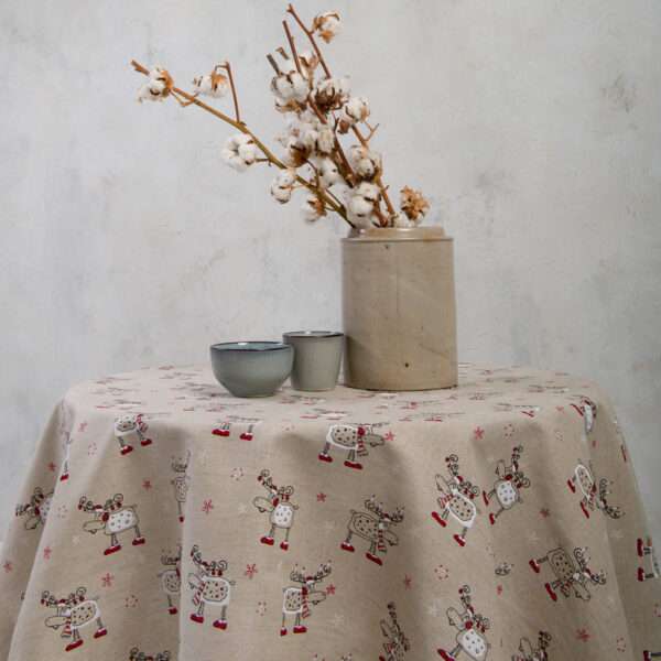 Christmas Moose Round Linen Tablecloth Christmas Moose Round Linen Tablecloth