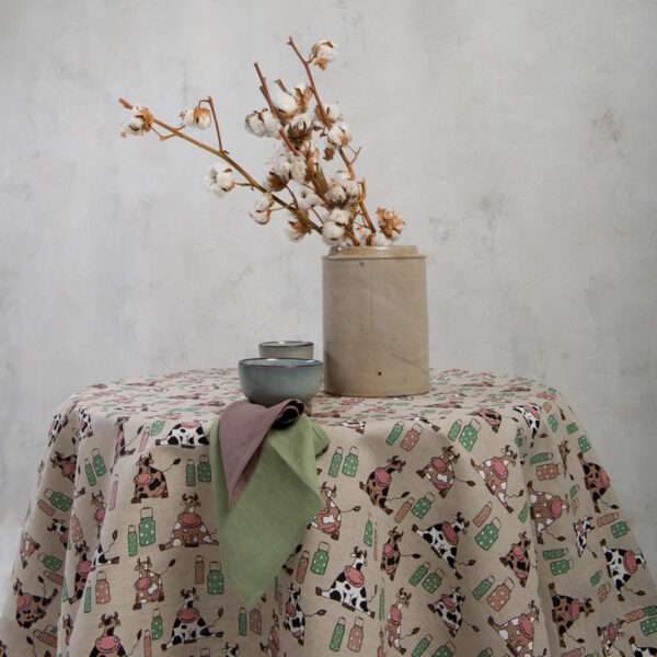 Lehmad ümmargune linasest laudlinast laudlina