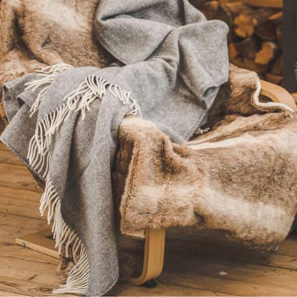 Wool Throw with Fringes "Terra Grey"