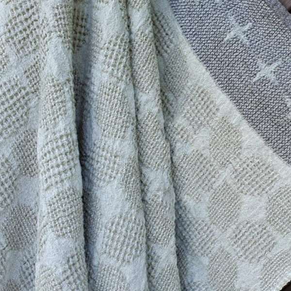 Half-linen Waffle Towel In Black and Grey Half-linen Waffle Towel In Black and Grey